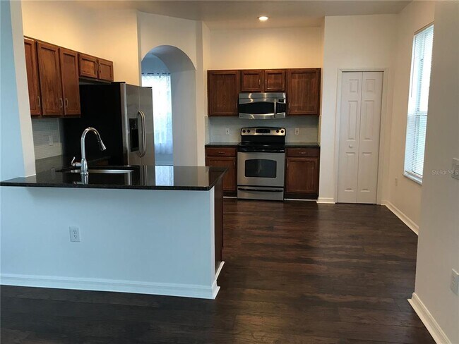 Building Photo - 14116 Entrada Dr