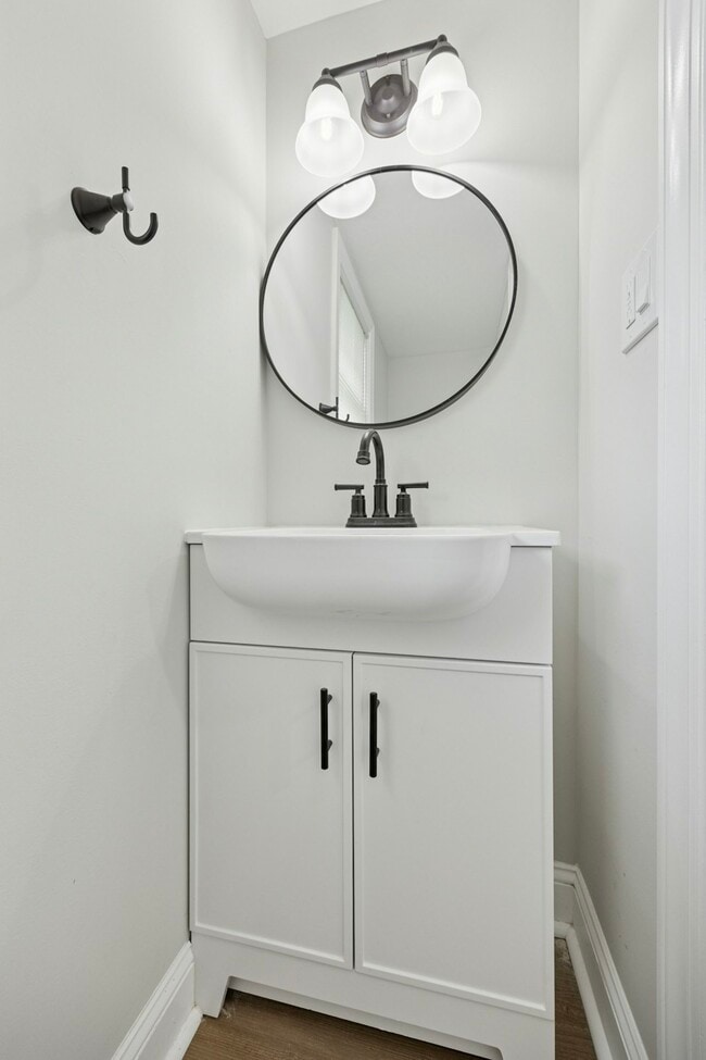 Foto del edificio - 635 Stanton Christiana Rd