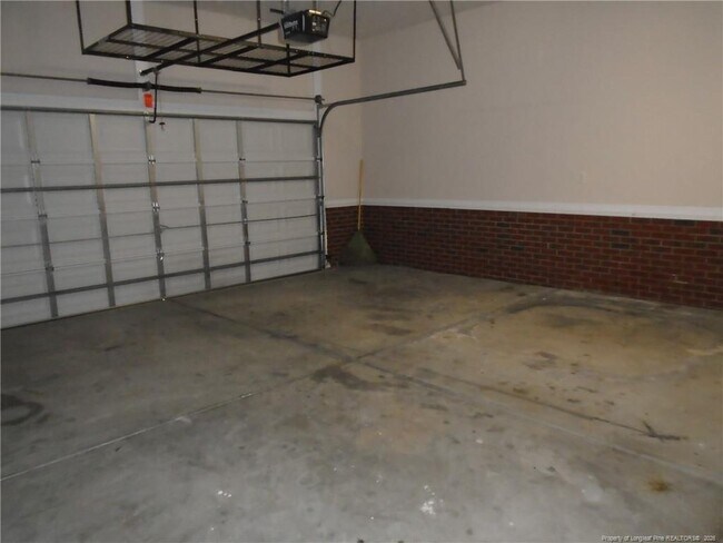 Building Photo - 36 Wildwood Way