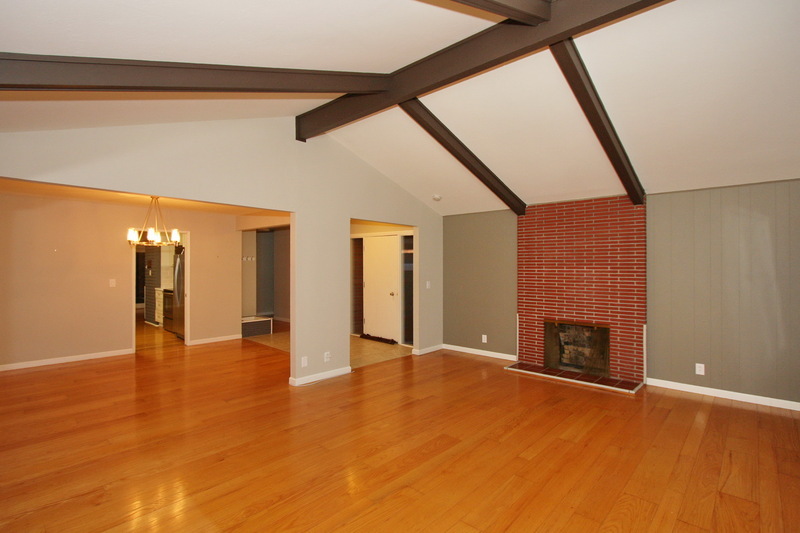 Primary Photo - 1109 Murchison Dr