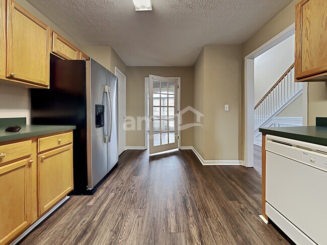 Foto del edificio - 3915 Madison Bnd NW