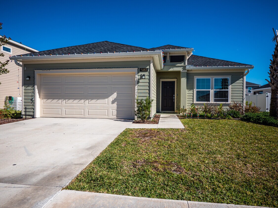 Foto principal - 9052 SW 58th Cir