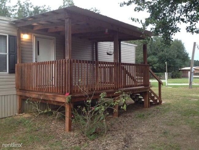 Building Photo - 3 br, 2 bath Mobile Home - 3226 Blythe Rd