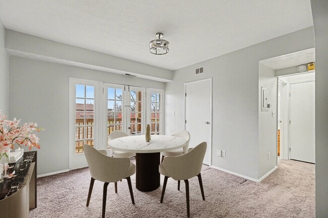 Building Photo - 564 Glenwood Ave