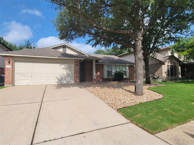 Building Photo - 3307 St Genevieve Dr