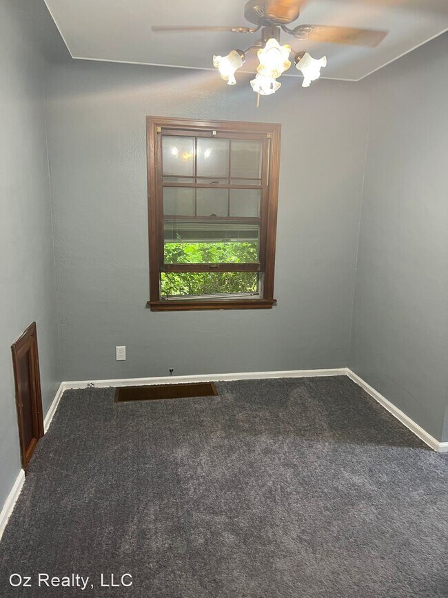 Foto del edificio - 4 br, 1 bath House - 739 Secor Rd