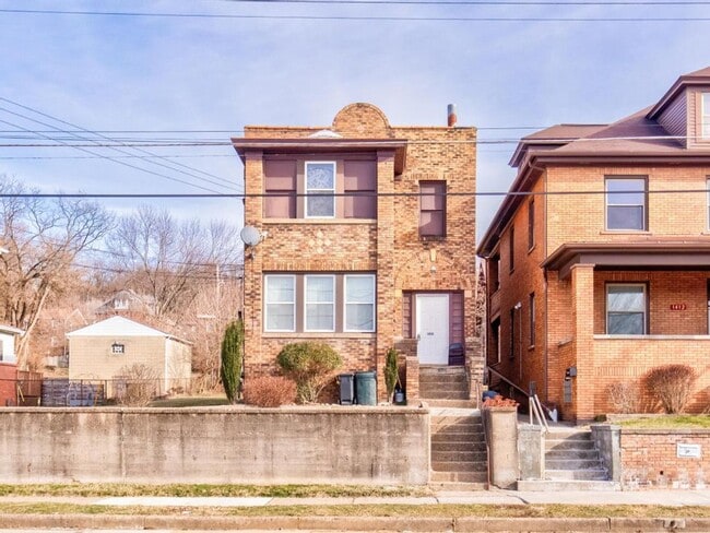 Photo - 1418 Lenz Ave Apartment