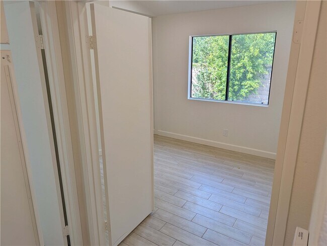 Foto del edificio - 11127 Delaware St