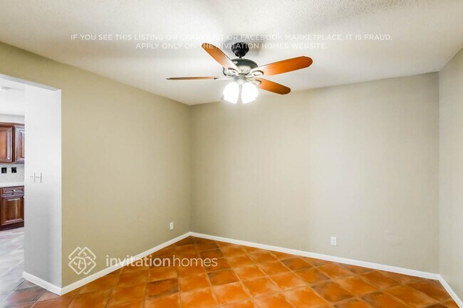 Foto del edificio - 10274 Ramblewood Dr