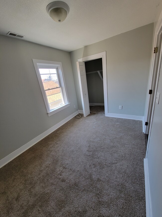 Second Bedroom - 125 Neil St