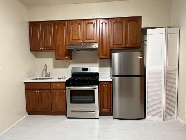 Photo - 841 Clay St Apartment