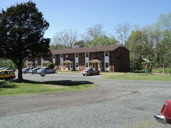 Lee Grant Apartments Apartments Appomattox, VA