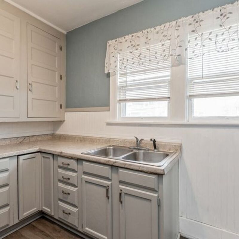 Foto principal - 1840 Higley Ave SE