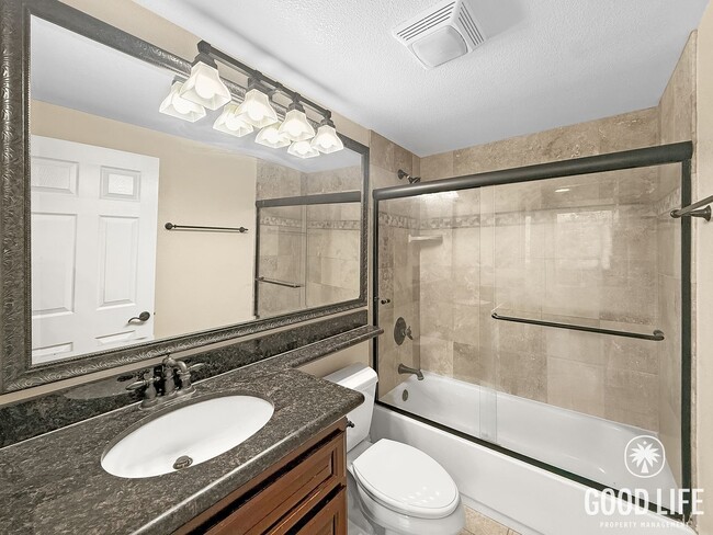 Building Photo - Beautiful 2B/2BA Condo in UTC!