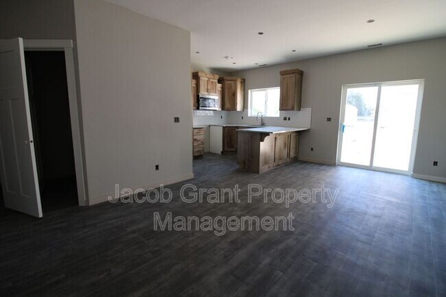 Foto del edificio - 1819 Jennie Lee Dr