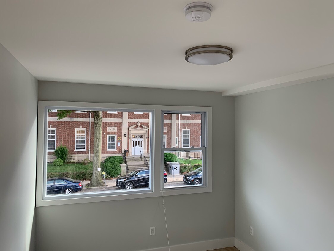 186 Gregory Ave Unit 3, Passaic, NJ 07055 Room for Rent in Passaic