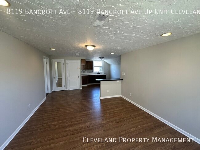 Foto del edificio - Cleveland One-Bedroom Duplex