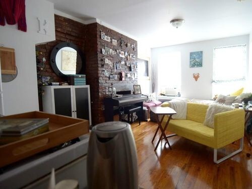 Foto del edificio - 232 E 2nd St