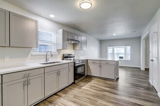 Building Photo - 3918 Cosby St