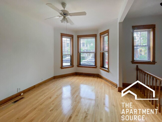 Foto del edificio - 3637 N Paulina St