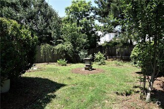 Building Photo - 13352 Harpley Ct