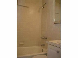 Building Photo - 304 Mulberry St