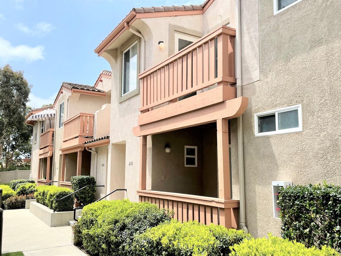 Primary Photo - Beautiful Townhome in Rancho Carrillo!