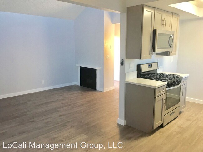 Foto del edificio - 7932 Stark Drive