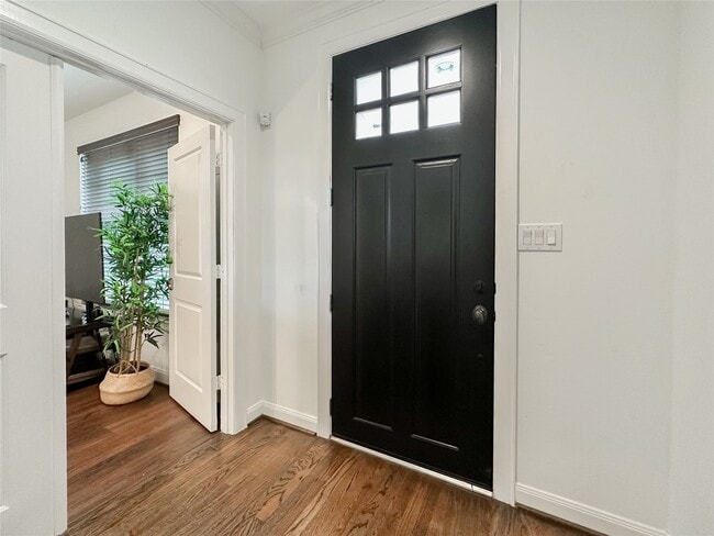 Foto del edificio - 2 Hermann Park Ct