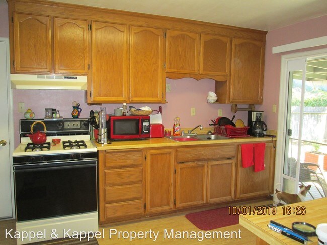 Building Photo - 2 br, 1 bath House - 207 Taft Street