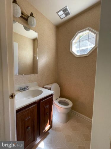 Building Photo - 9682 Scotch Haven Dr