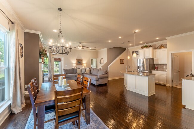 Foto del edificio - 15413 N Mistybrook Dr