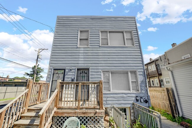 Building Photo - 120 E Kensington Ave