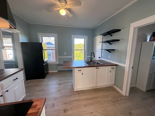 Building Photo - 27 Prescott Ave