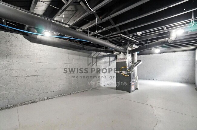 Foto del edificio - 887 E Livingston Ave