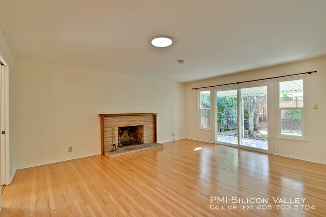 Building Photo - 263 Walker Dr