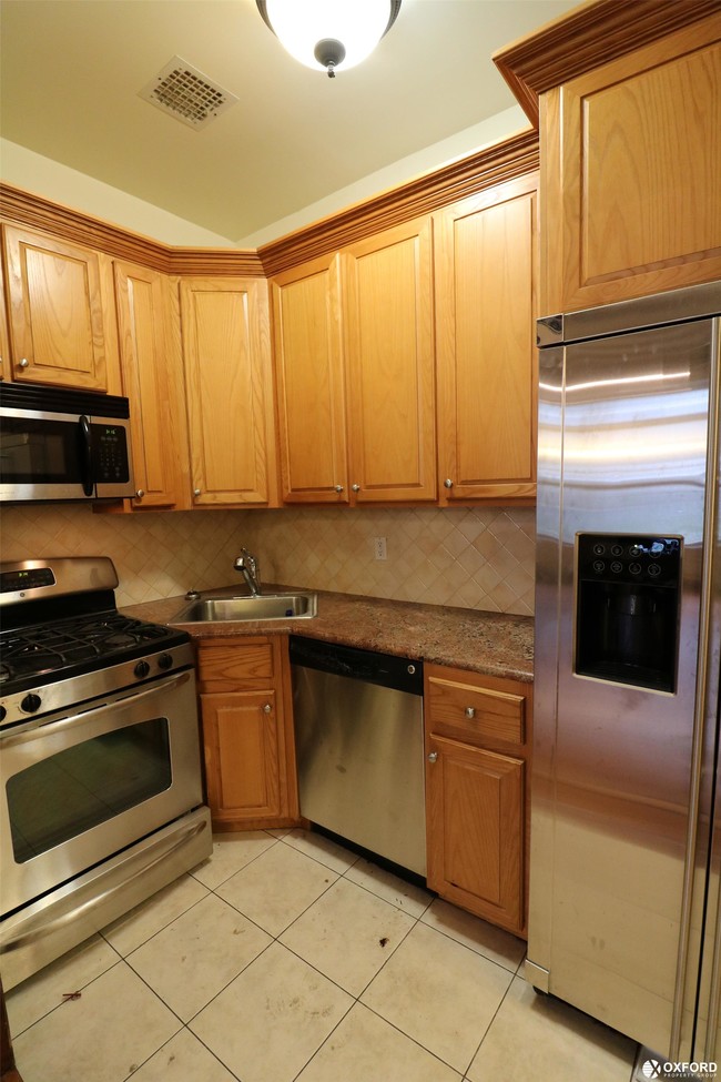 Building Photo - 47 West 57th Street