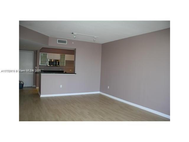 Foto del edificio - 18800 NE 29th Ave