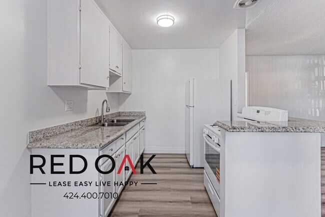 Building Photo - 1214 S Atlantic Dr