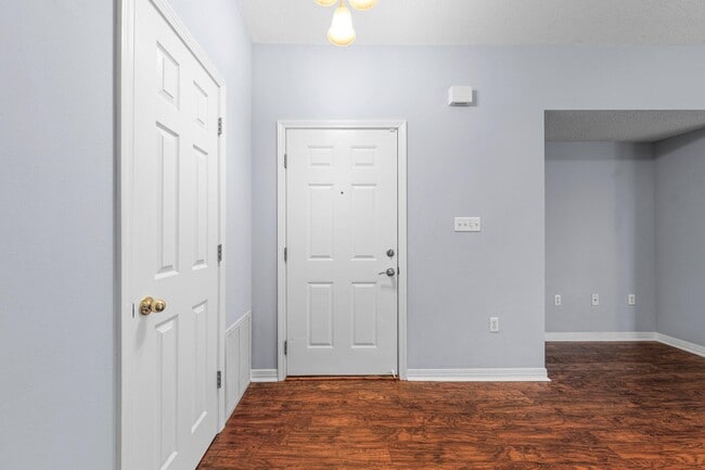 Building Photo - 1501 Partin Dr N