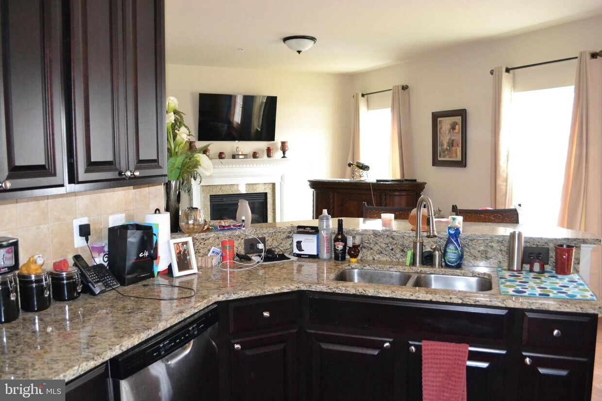 14303 Devinger Pl, Accokeek, MD 20607 House for Rent in Accokeek, MD