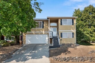 Building Photo - 3417 E 36th Ave