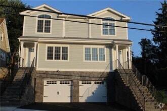 Building Photo - 134 Lincoln Ave