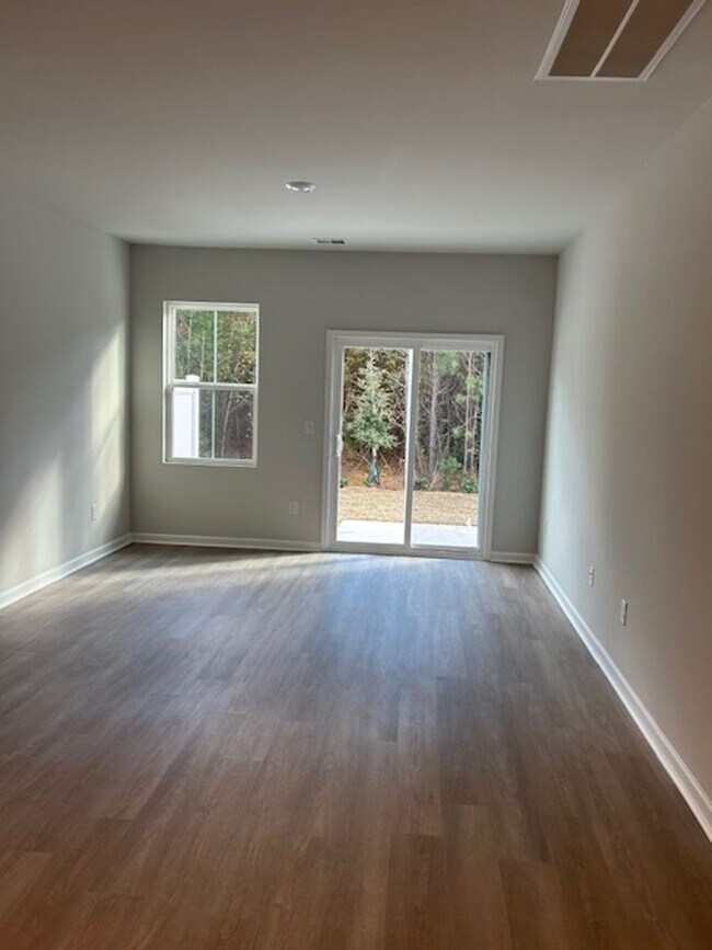 Foto del edificio - Forestbrook Estates