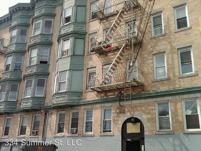 Primary Photo - 332 Summer St