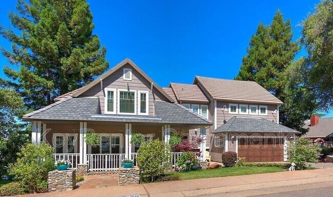 Foto del edificio - 12422 Homestead Way