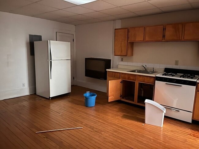 Building Photo - 20 Community Way