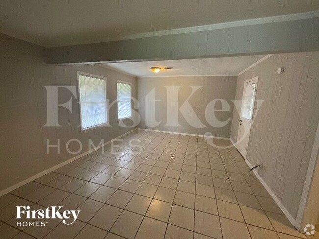 Building Photo - 1588 Whitman Rd