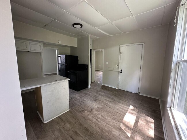 Foto del edificio - Available Home for Rent