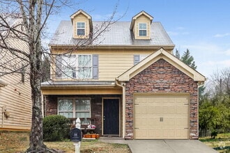 Building Photo - 1000 Weatherwood Pl NE